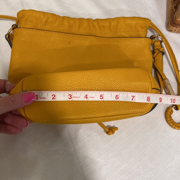 Vince Camuto Pebbled Leather Mandi Drawstring Bucket Shoulder Bag in Mustard - Picture 7 of 11